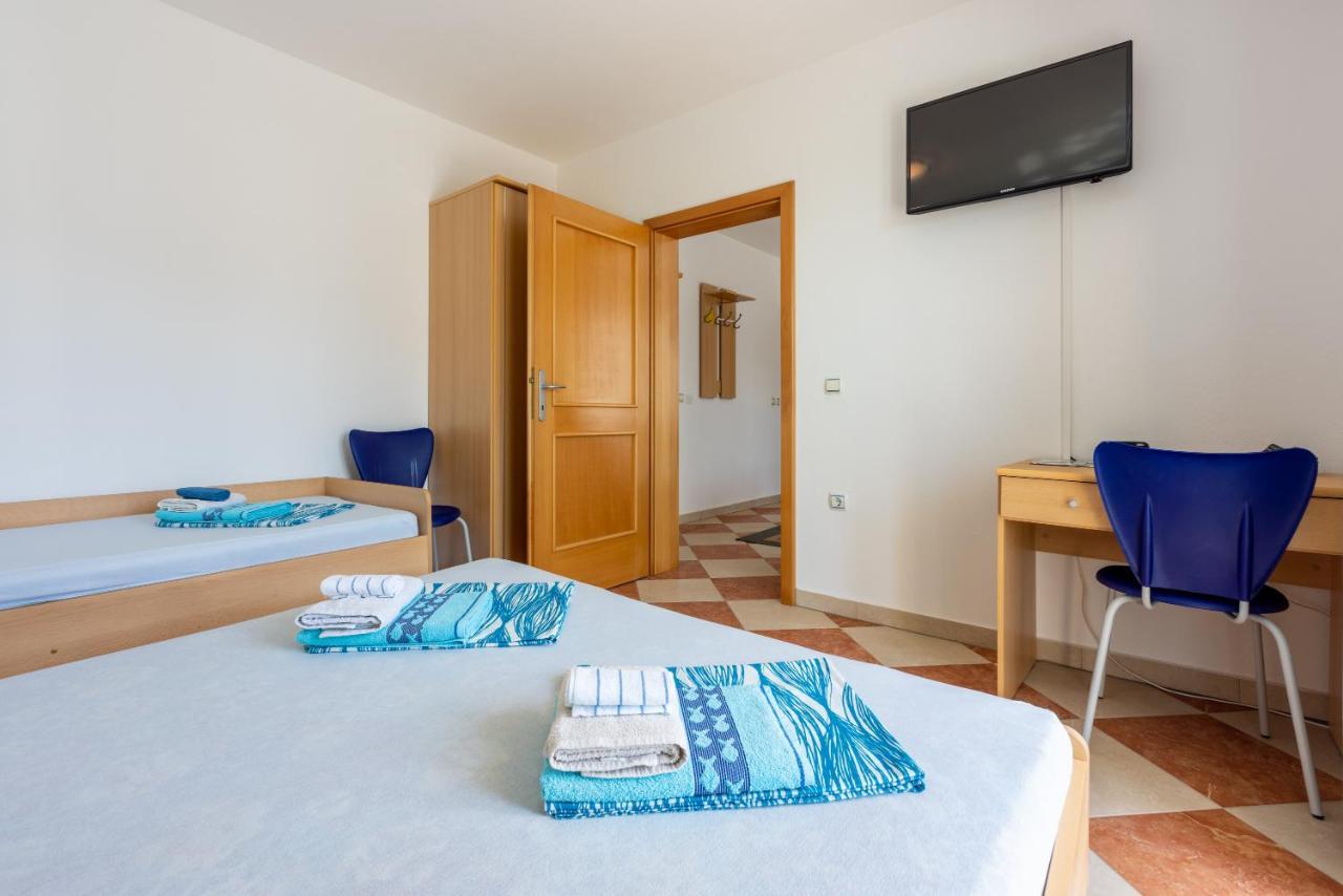 Apartmani Jaric 노비비노돌스키 외부 사진