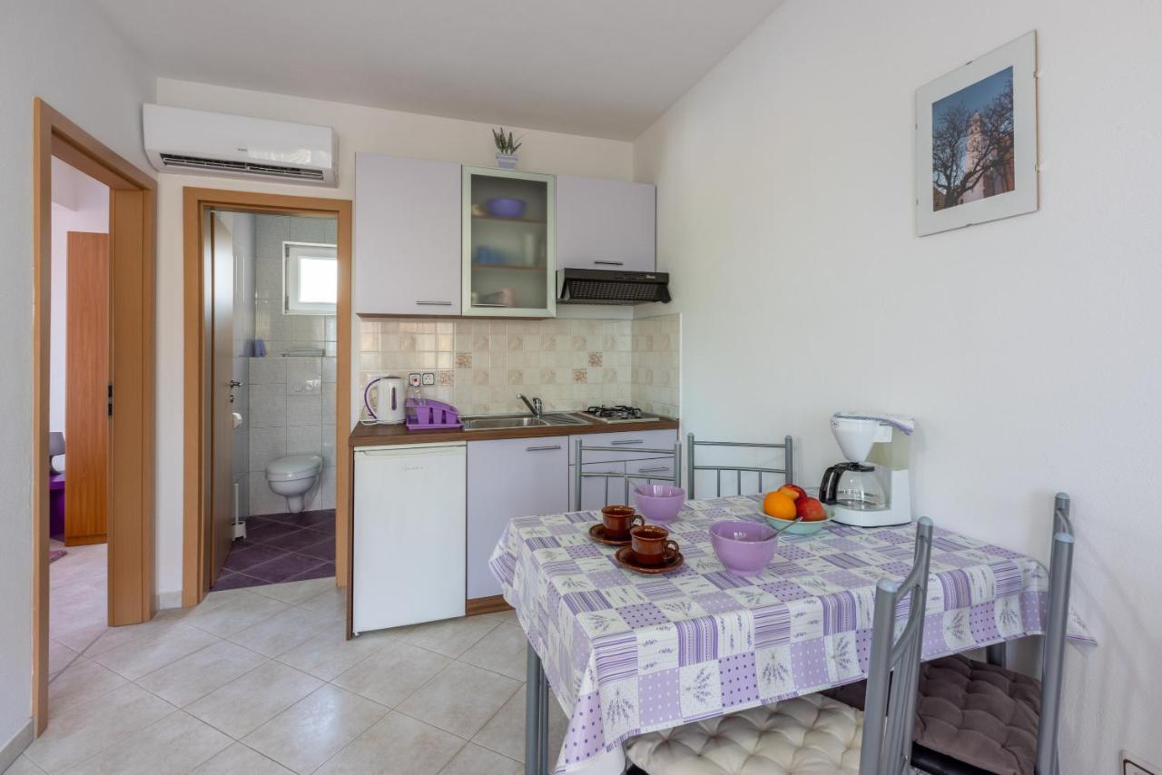 Apartmani Jaric 노비비노돌스키 외부 사진